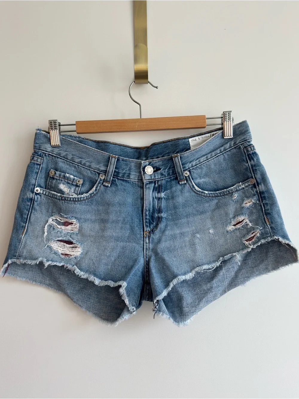 Rag & Bone Gunner Distressed Denim Shorts Size 26 Raw Hem Light Wash USA